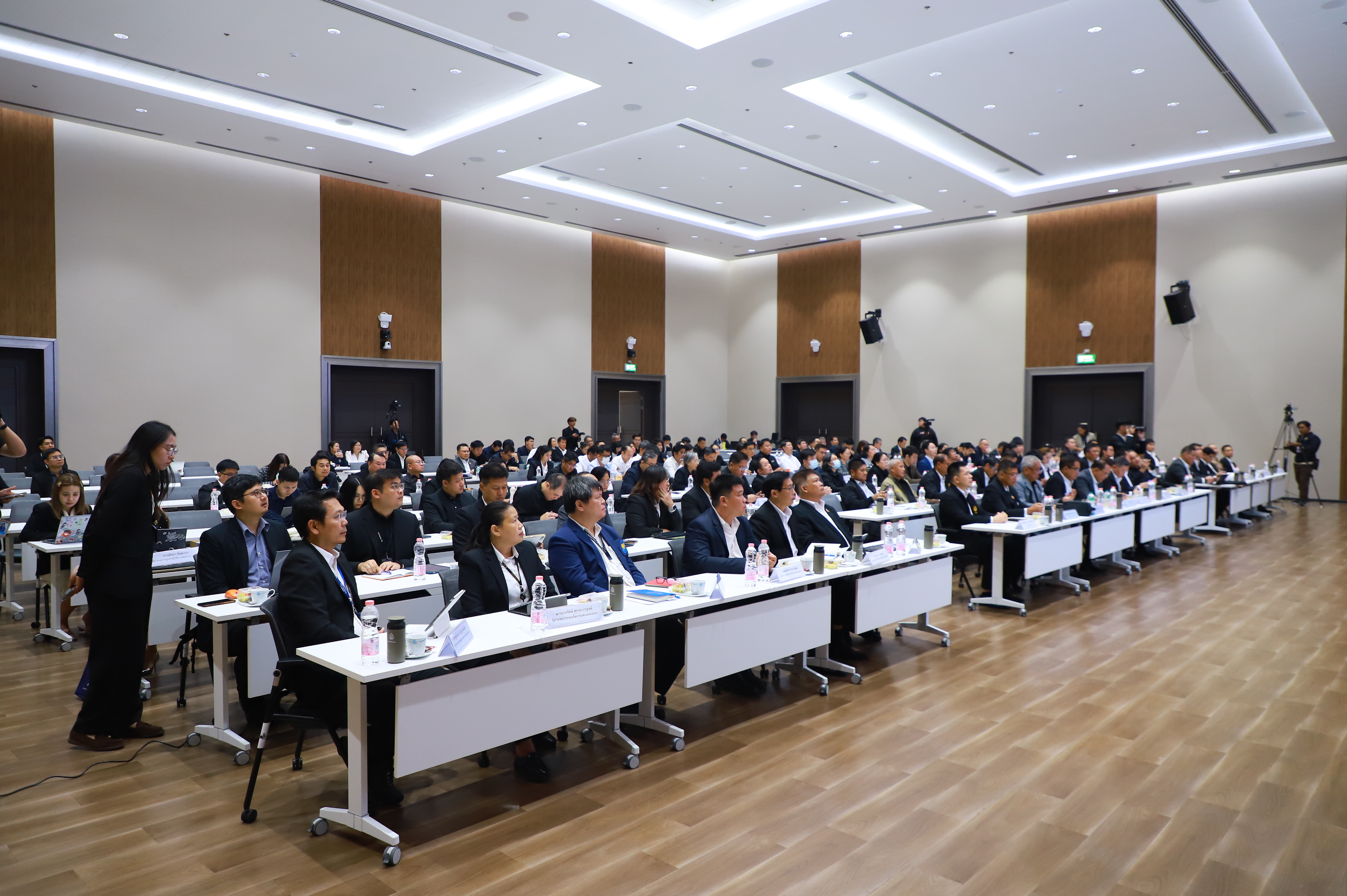 title - ส.ป.ก. ร่วมการประชุมคณะอนุกรรมาธิการการบริหารราชการแผ่นดินด้านการจัดการภัยพิบัติระดับชาติ ในคณะกรรมาธิการการบริหารราชการแผ่นดิน วุฒิสภา